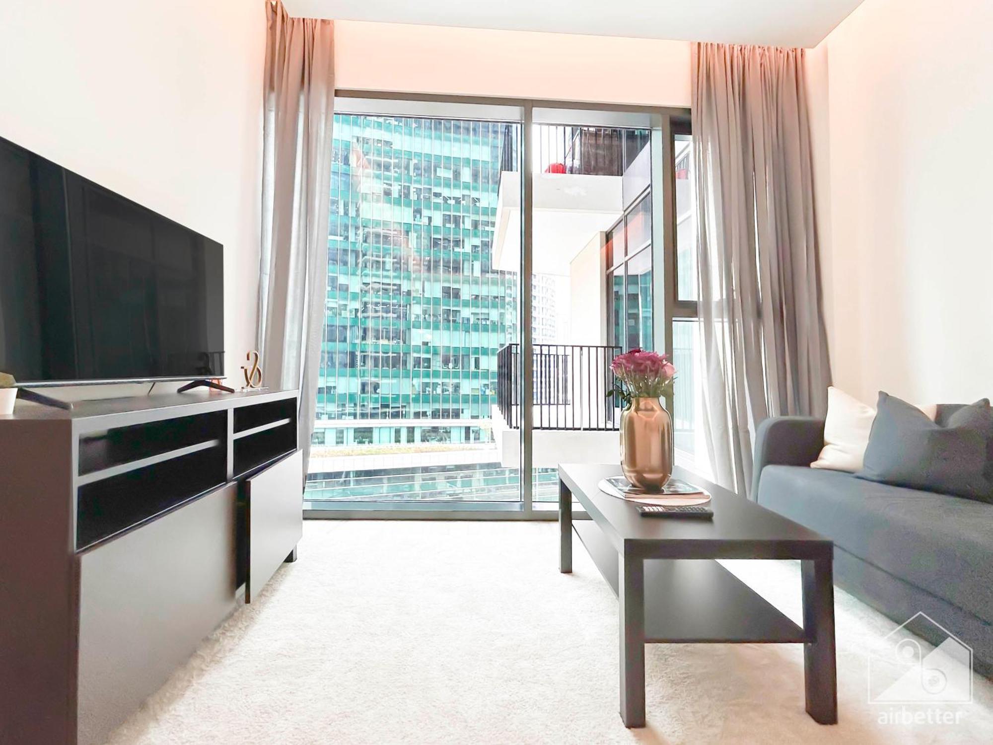 Апартаменти Stunning & Spacious Balcony & View *
